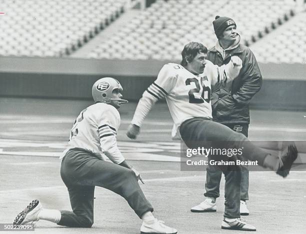 It's the results that count and fieldgoal kicker Dave Cutler of the Edmonton Eskimos has his eyes glued on the target as he practised yesterday at...