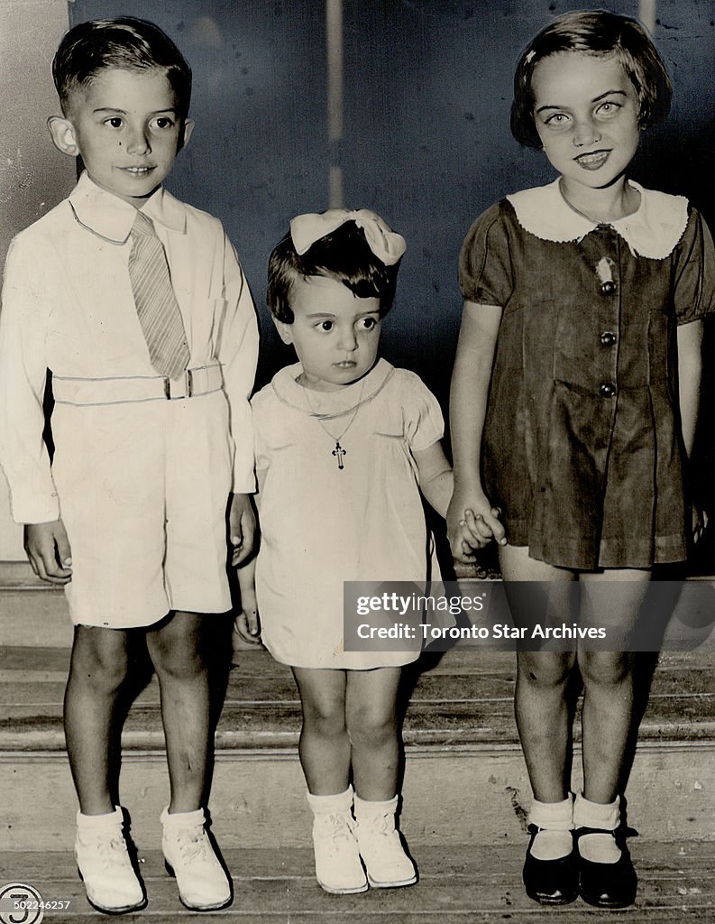 Marathon. (3) Ronald Bagnato; 5; Anielo Spizzirri; 2; and Joan Cavatti; 6; grandchildren of Mr. and 