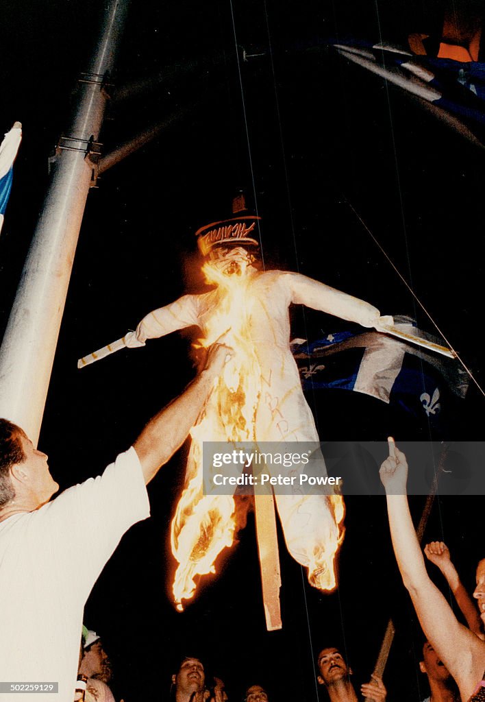 Mob Rule: Chateauguay mob burned Mohawks in effigy to protest blockade of Mercier Bridge.