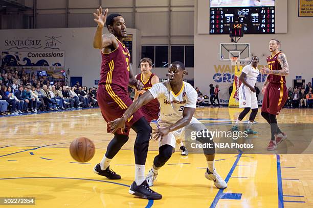 Juwan Staten of the Santa Cruz Warriors passes the ball against the Canton Charge during an NBA D-League game on December 15, 2015 at the Kaiser...