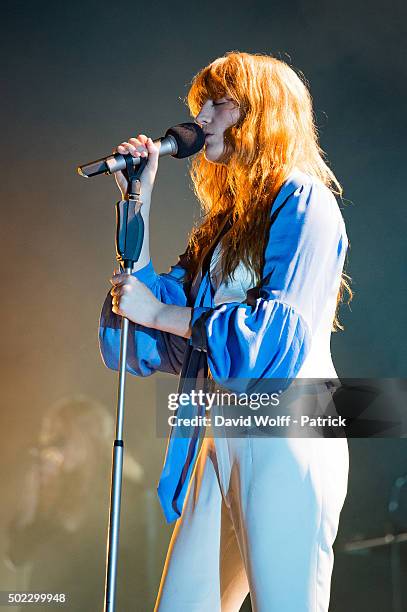 Florence Welch from Florence and the Machine performs at Zenith de Paris on December 22, 2015 in Paris, France.