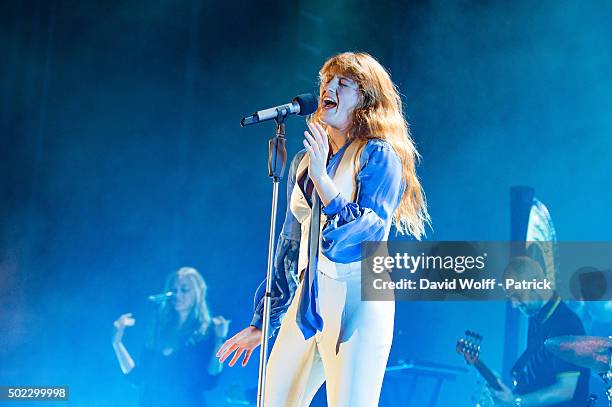 Florence Welch from Florence and the Machine performs at Zenith de Paris on December 22, 2015 in Paris, France.