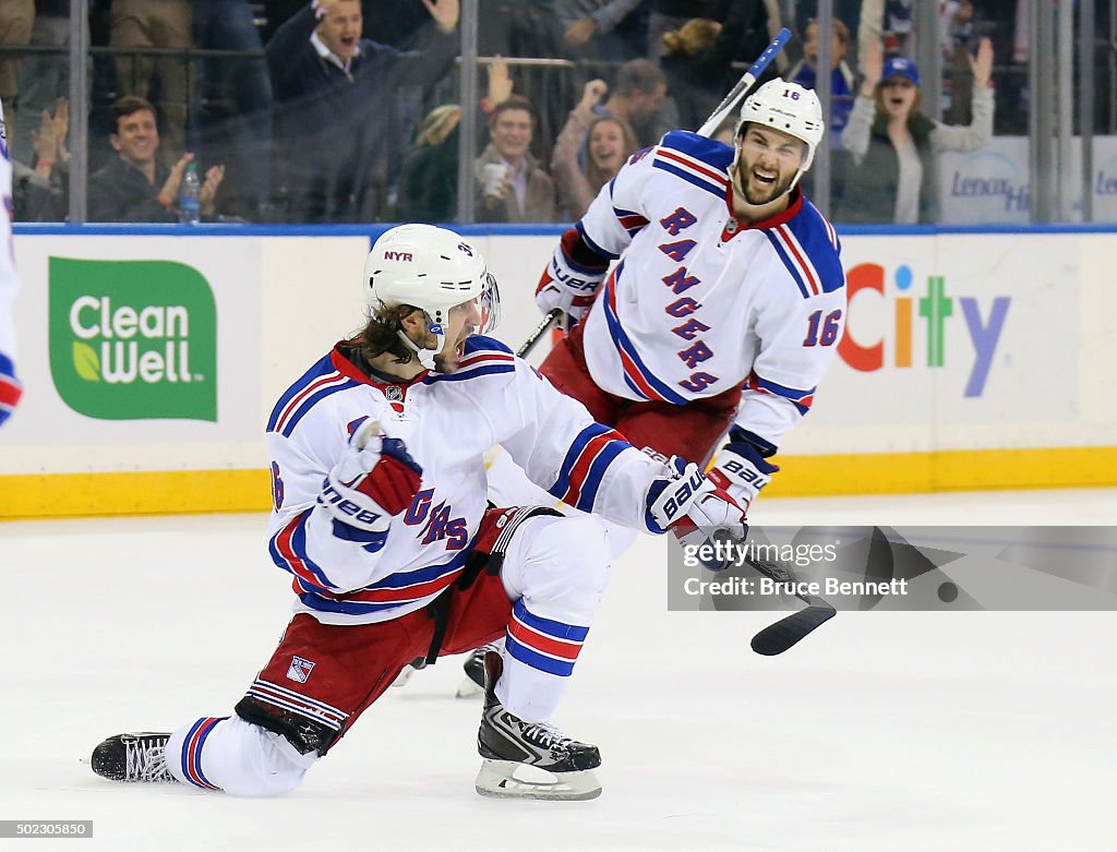 Anaheim Ducks v New York Rangers