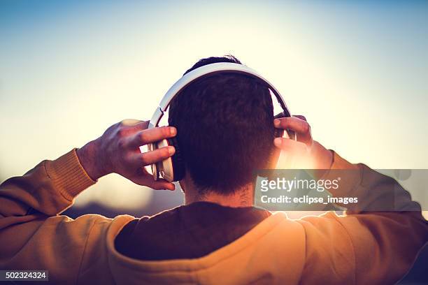 enjoyment - listening stock pictures, royalty-free photos & images