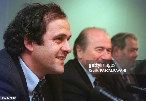 Le co-président du Comité français d'organisation de la Coupe du monde de football, Michel Platini, s'exprime lors d'une conférence de presse, le 12...