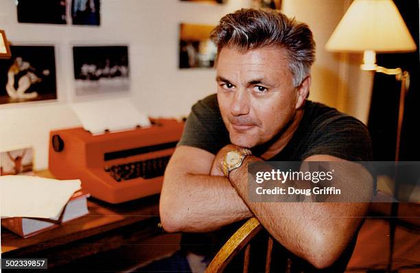 Author In Toronto: John Irving; staying over in his Toronto apartment for the promotion of the paperback Owen Meany; talked with The Star's Susan...