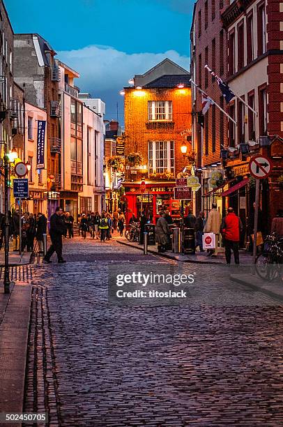 temple bar - temple bar dublin imagens e fotografias de stock