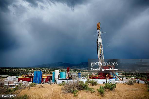 Oilfield Fracking Rigs 561 Old Oil Rig Stock Photos, High-Res Pictures, and Images - Getty Images