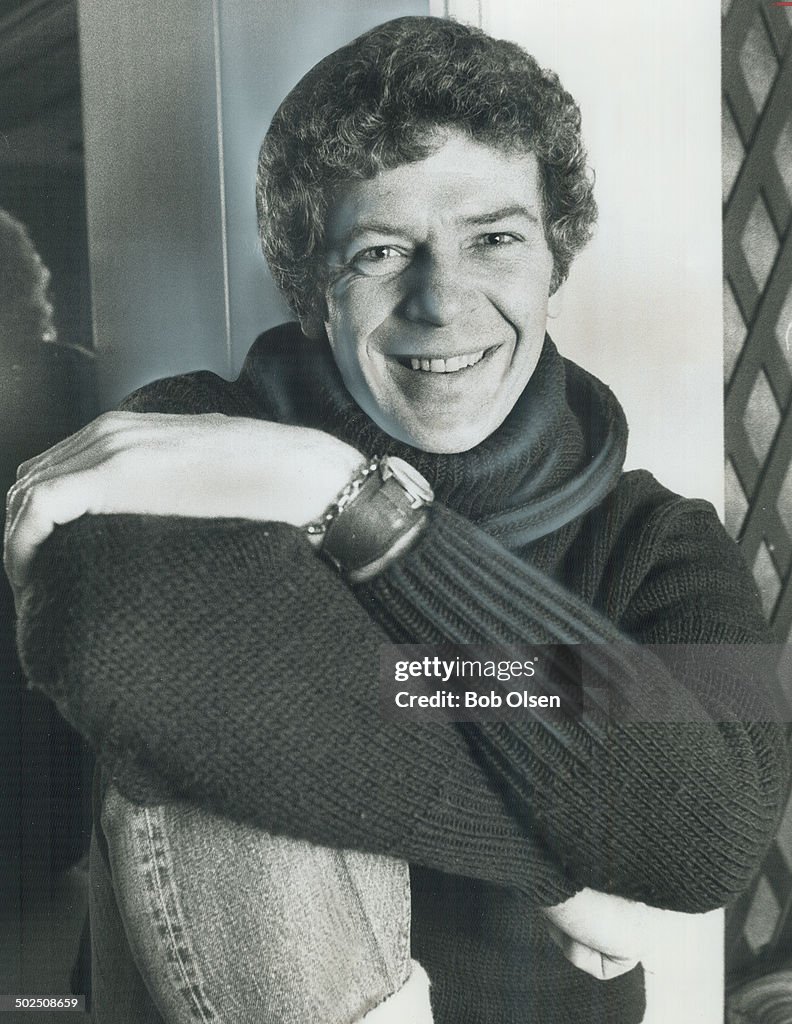 Robert Reed Scene Robert Reed's starring in the Neil Simon comedy California Suite; at ...