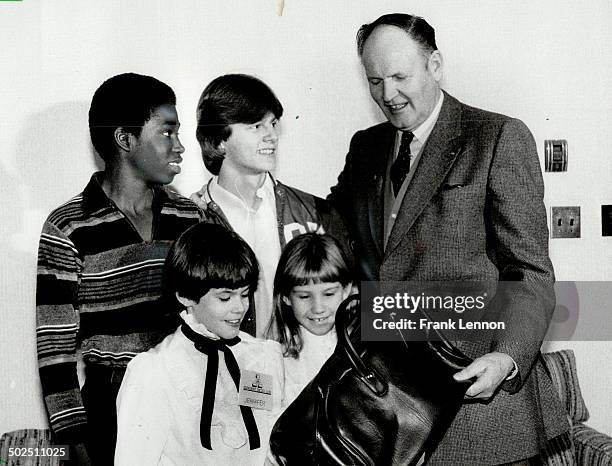 Kenneth Ruddy 70 Mark Ruddy Stock Photos, High-Res Pictures, and Images - Getty Images