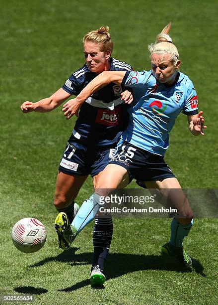 Teigen Allen of Sydney FC and Natasha Dowie of Melbourne Victory contest the ball during the round 11 W-League match between Melbourne Victory and...
