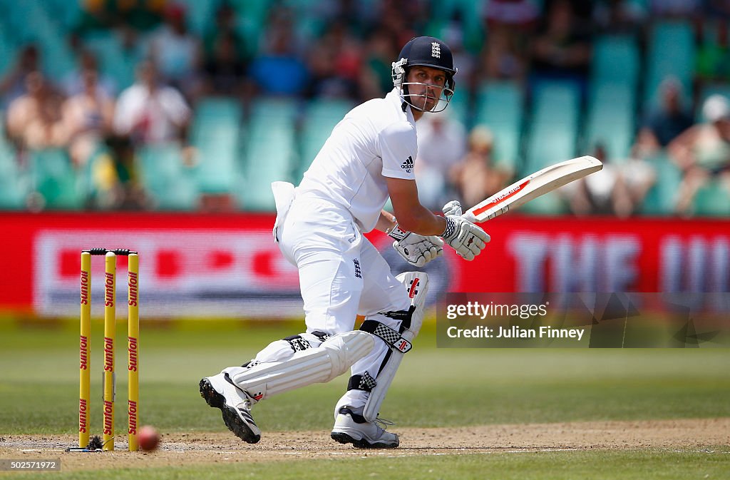 South Africa v England - First Test: Day Two