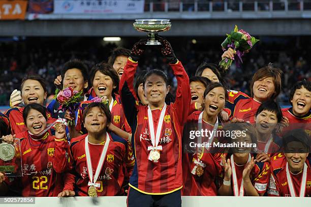 Homare Sawa of INAC Kobe Leonessa holds the cup after the 37th Empress's Cup All Japan Women's Championship final match between INAC Kobe Leonessa...