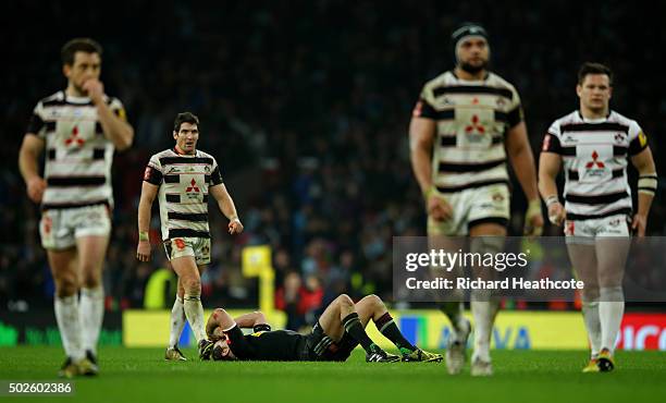 Nick Evans of Harlequins reacts after failing to score a late drop goal during the Aviva Premiership "Big Game 8" match between Harlequins and...
