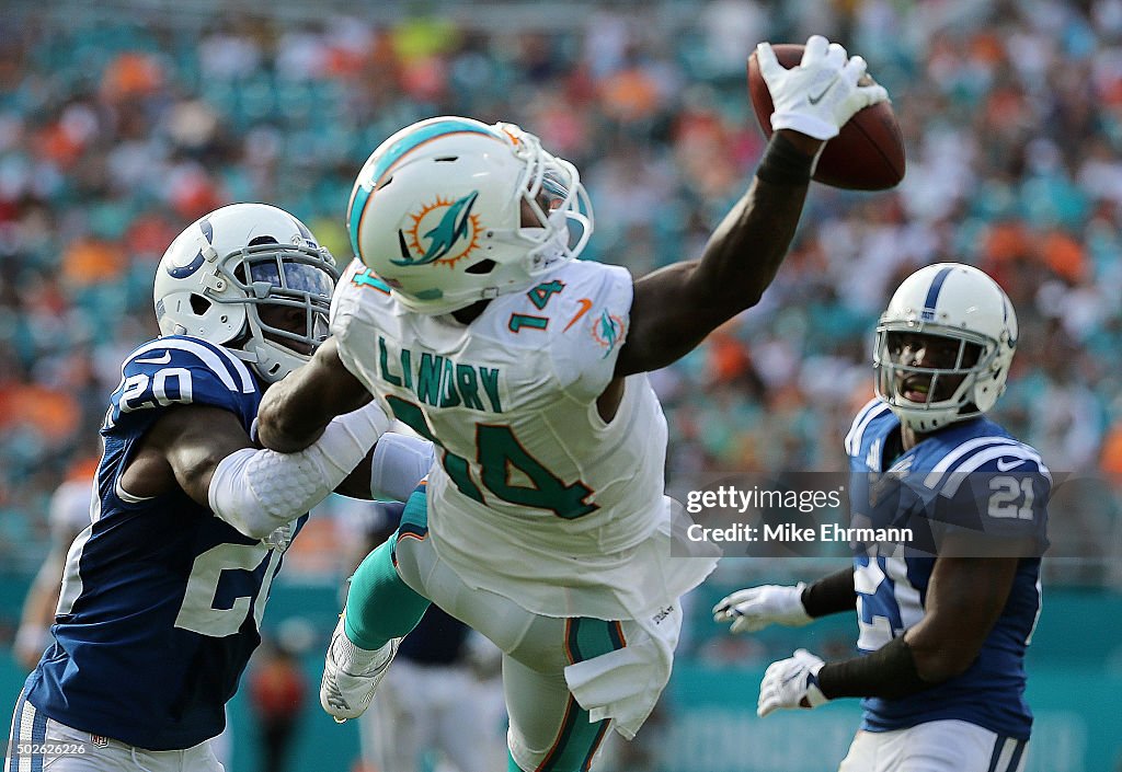 Indianapolis Colts v Miami Dolphins