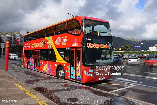double-decker bus on the street in santa cruz de tenerife - the catalyst santa cruz stock pictures, royalty-free photos & images
