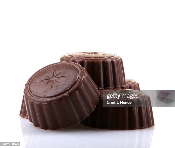 chocolate isolated on white background - chocolate pieces stock-fotos und bilder