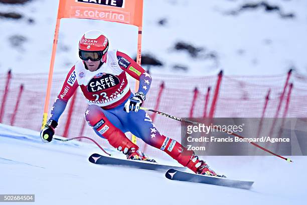 Marco Sullivan of the USA competes during the Audi FIS Alpine Ski World Cup Men's Downhill Training on December 28, 2015 in Santa Caterina Valfurva,...