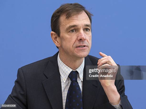 110 Spokesman For The German Foreign Ministry Stock Photos High Res 110-spokesman-for-the-german-foreign-ministry-stock-photos-high-res