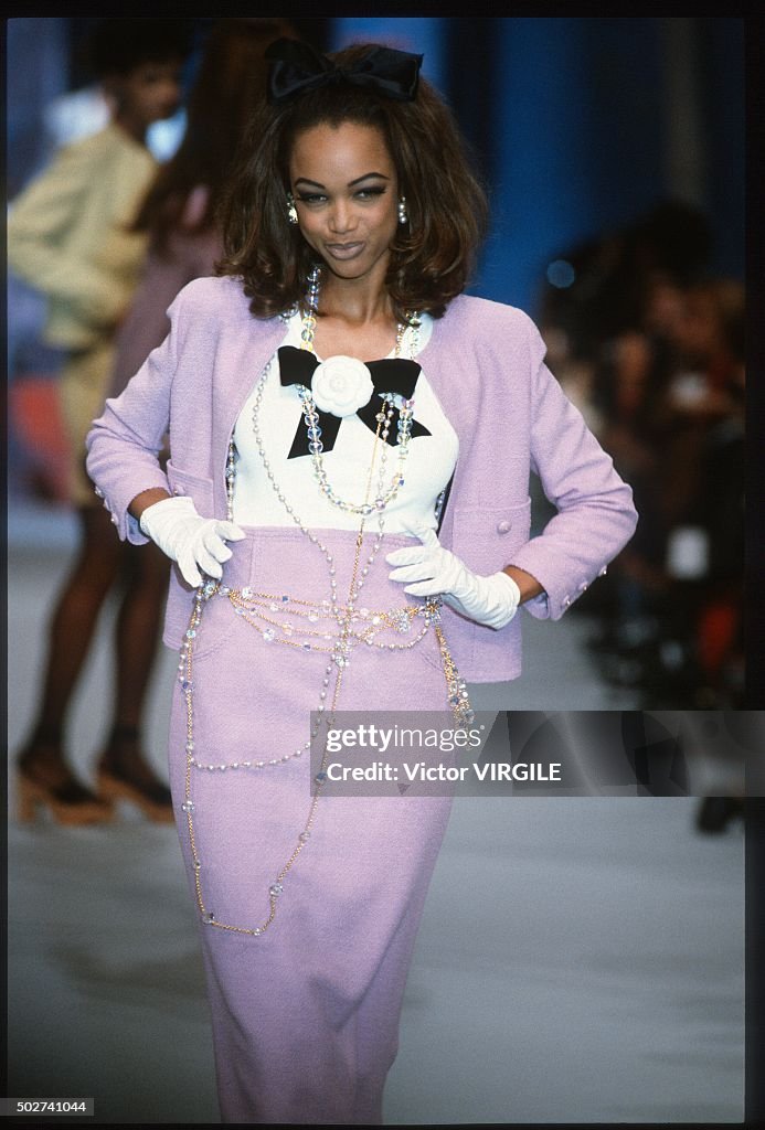 Tyra Banks walks the runway during the Chanel Ready to Wear show as News  Photo - Getty Images