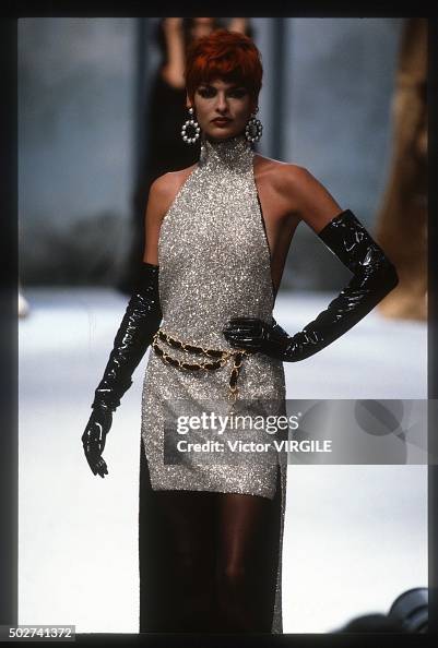 Linda Evangelista walks the runway during the Chanel Haute Couture ...