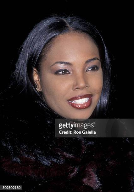 Kellie Shanygne Williams attends the premiere of "Next Friday" on January 11, 2000 at the Cinerama Dome Theater in Hollywood, California.