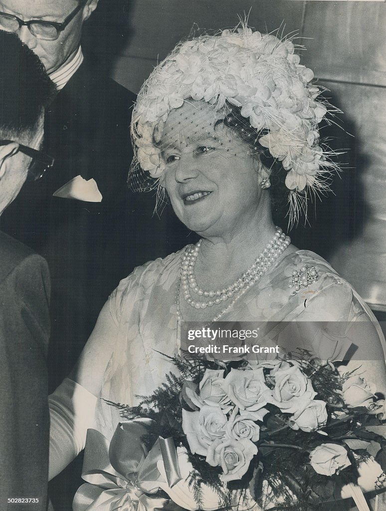 Queen Mother Elizabeth's smile is winning hearts of Torontonians Again; Thousands saw her today as h