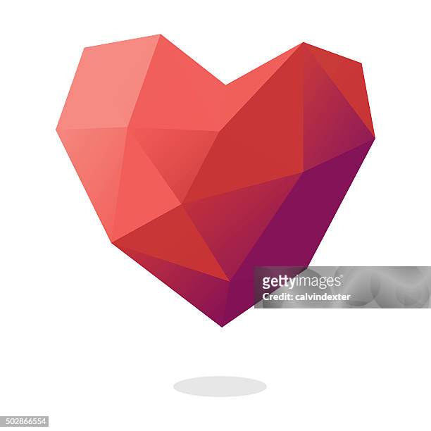 ilustraciones, imágenes clip art, dibujos animados e iconos de stock de poli forma de corazón bajo - modelado low poly