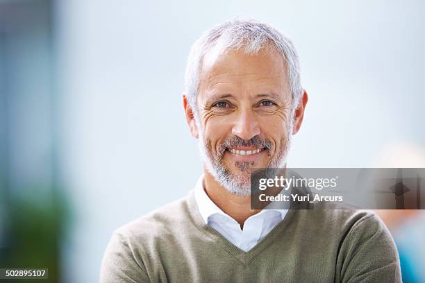 sorrir todo o caminho para o sucesso - colarinho aberto imagens e fotografias de stock