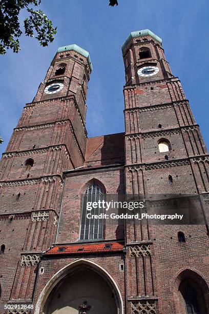 alemania: frauenkirche en munich - catedral de múnich fotografías e imágenes de stock