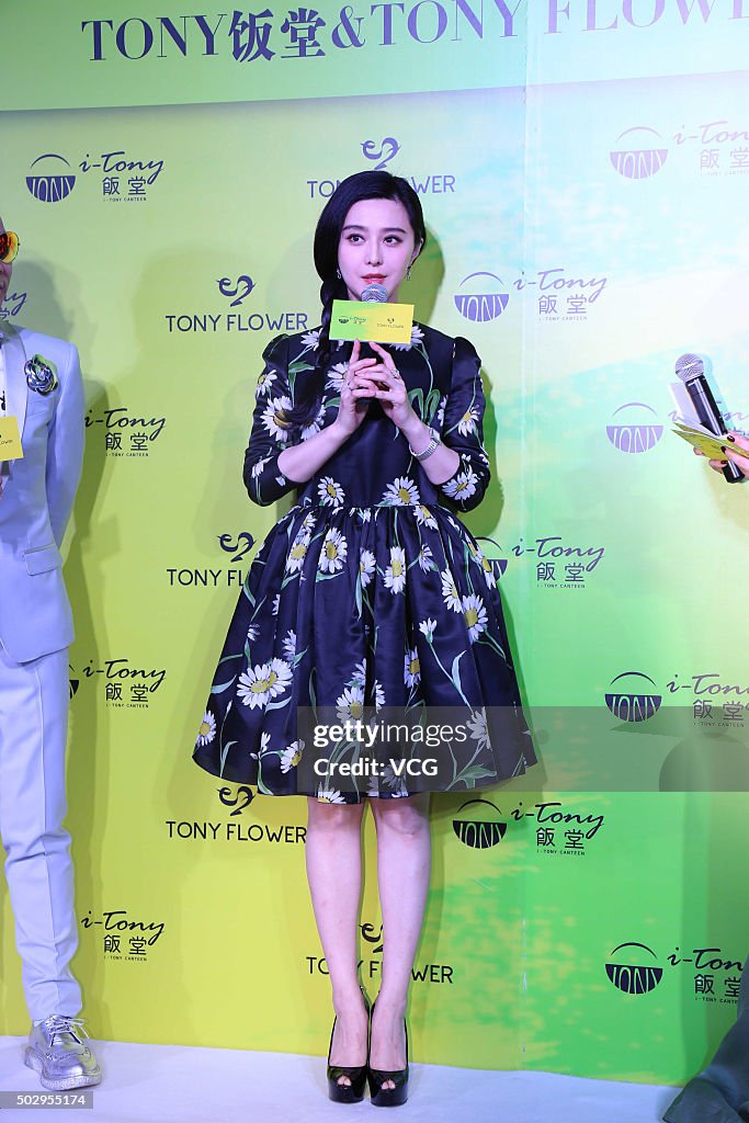 Fan Bingbing Attends Opening Event Of Her Friend's Canteen In Shenzhen