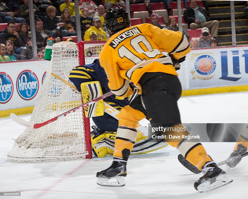 University of Michigan v Michigan Tech
