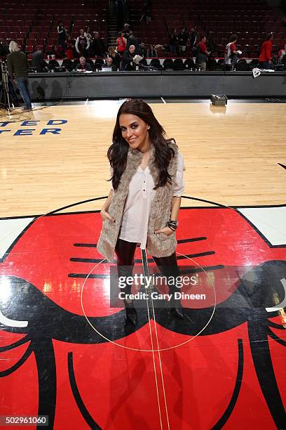 Bollywood Actress Neha Dhupia poses after game between the Indiana Pacers and Chicago Bulls on December 30, 2015 at the United Center in Chicago,...