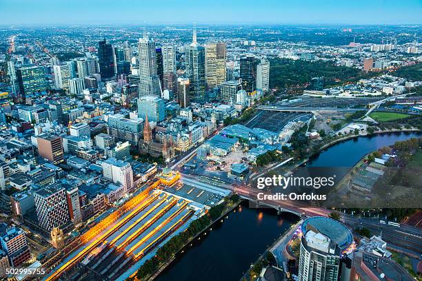 cityscape of melbourne at sunset, australia - river yarra stock pictures, royalty-free photos & images