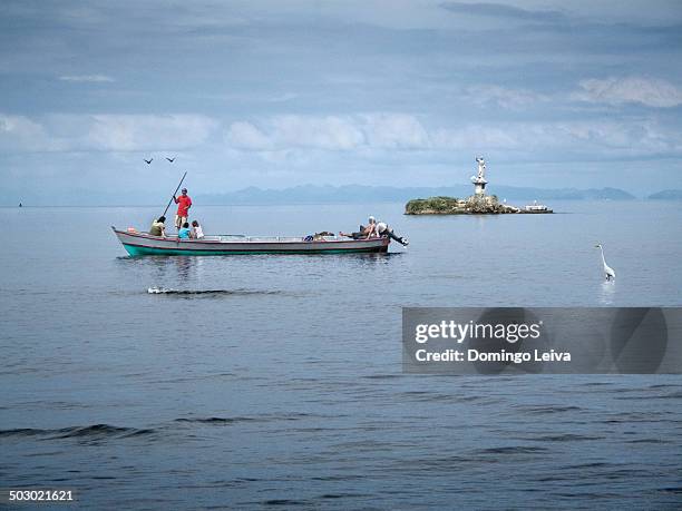 caribbean coast of livingston - livingston guatemala stock pictures, royalty-free photos & images