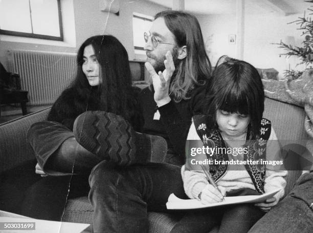 Around the Christmas tree with the English musician John Lennon and his wife Yoko Ono. They are visiting Yoko Ono's daughter Kyoko in Copenhagen. 6th...