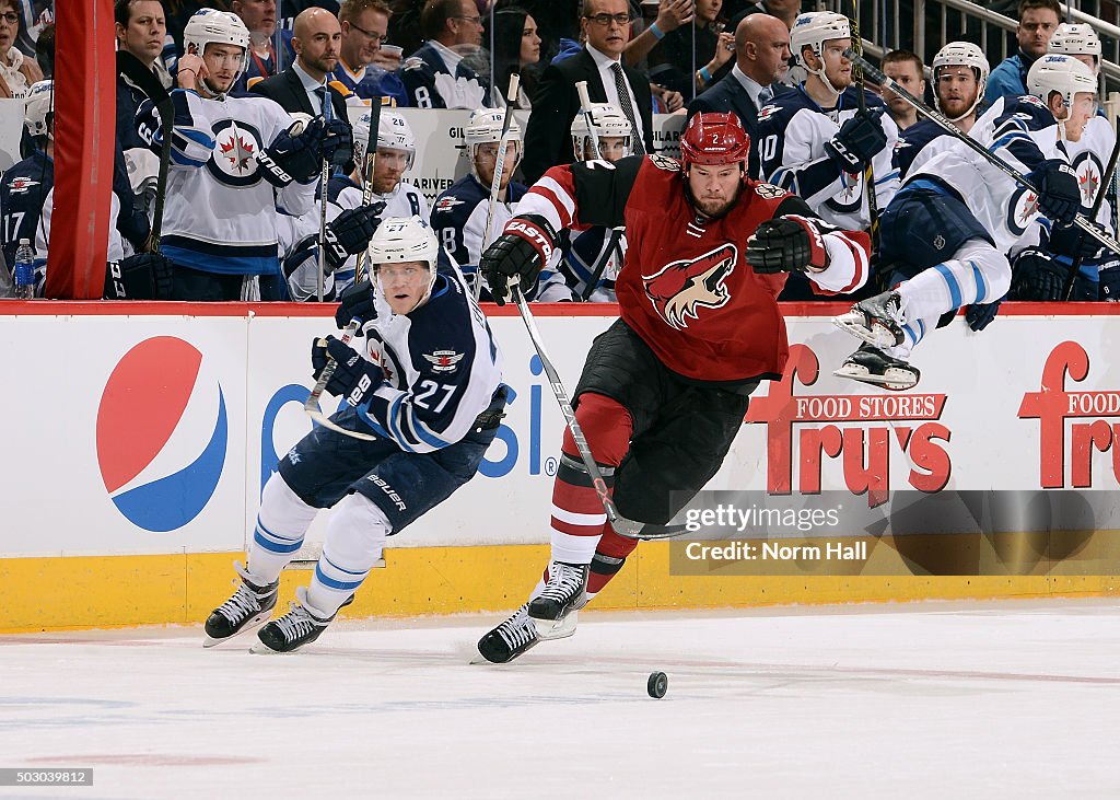 Winnipeg Jets v Arizona Coyotes