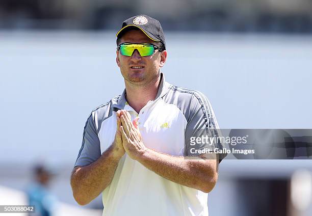 Graeme Smith attends the South African national cricket team training session at PPC Cement Newlands on January 01, 2016 in Cape Town, South Africa.