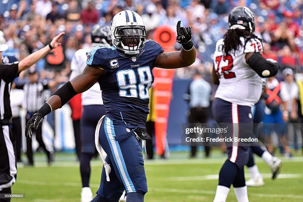 Houston Texans v Tennessee Titans