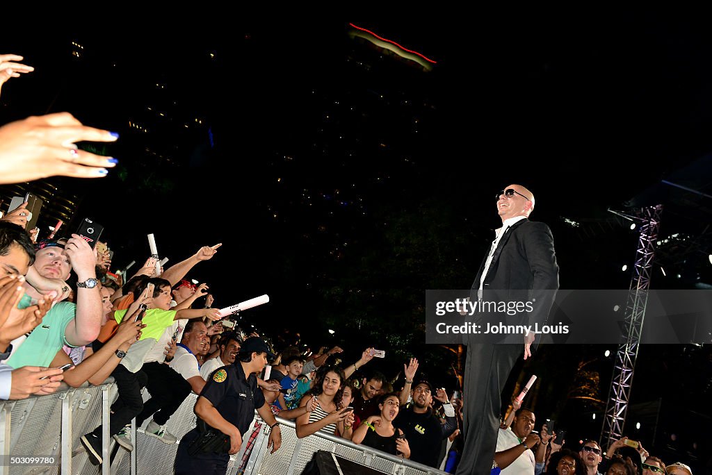 Pitbull's New Year's Eve Revolution 2015