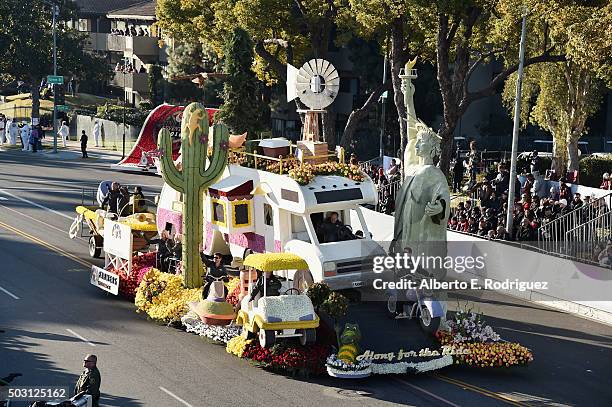 The Farmers Insurance Group float participates in the 127th Tournament of Roses Parade presented by Honda on January 1, 2016 in Pasadena, California.