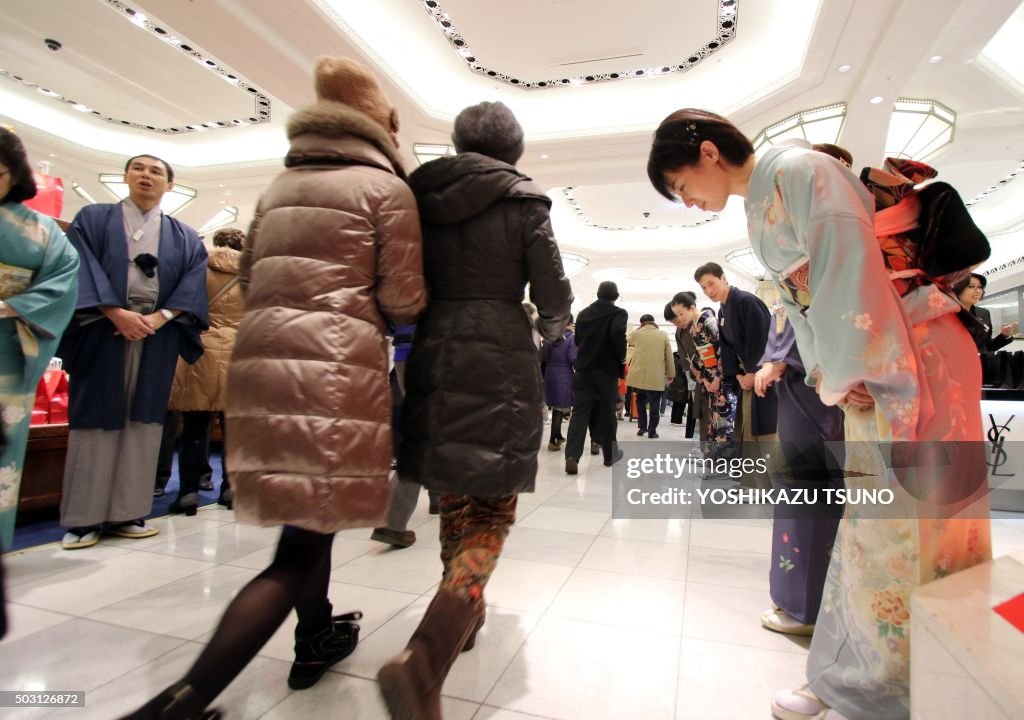JAPAN-NEW YEAR-SALE
