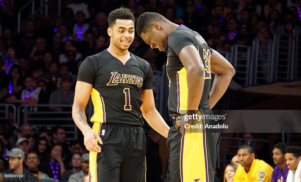 Lakers vs 76ers: NBA