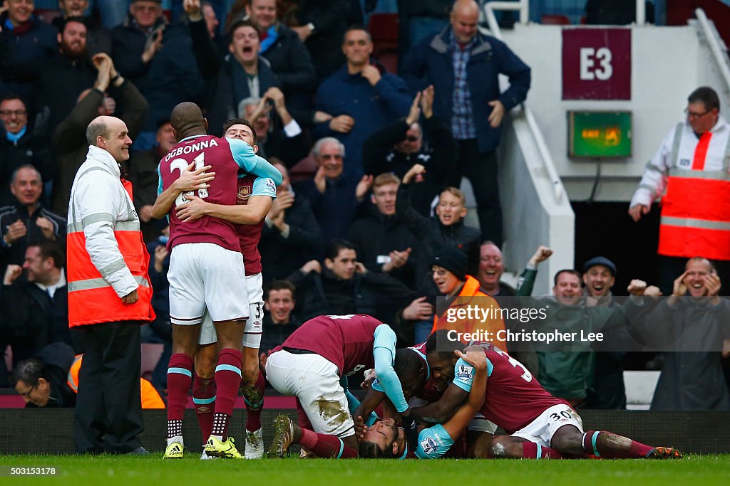 West Ham United v Liverpool - Premier League