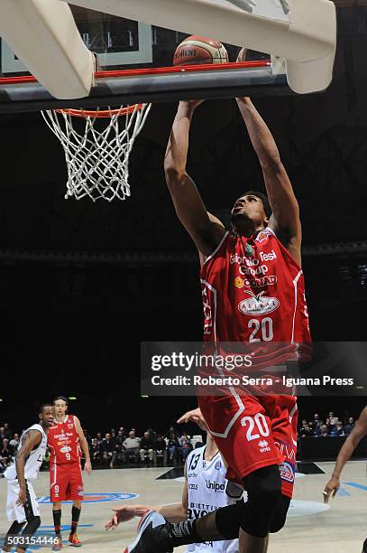 Wayne Blackshear of Giorgio Tesi Group competes with Simone Fontecchio of Obiettivo Lavoro during the match of LegaBasket between Virtus Obiettivo...