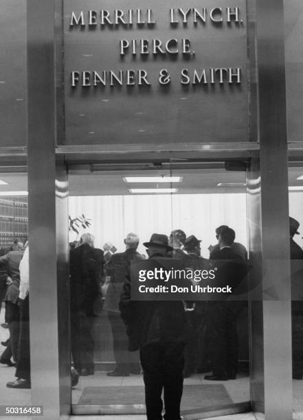 Merrill Lynch, Pierce, Fenner, and Smith's office during the market drop.