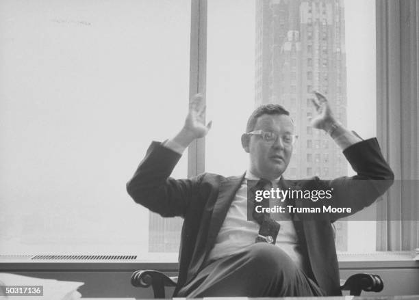 Is E F Hutton Still In Business E F Hutton Photos and Premium High Res Pictures - Getty Images