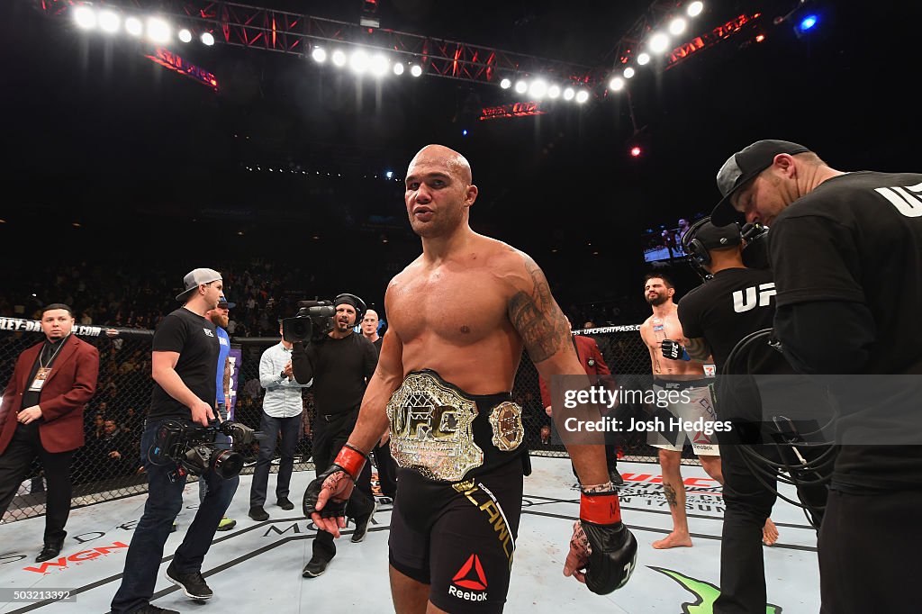 UFC 195: Lawler v Condit
