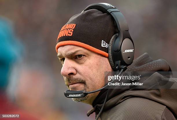 Head coach Mike Pettine of the Cleveland Browns looks on during the first quarter against the Pittsburgh Steelers at FirstEnergy Stadium on January...