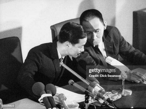 Prime Minister Nguyen Cao Ky and Lt. Gen. Nguyen Van Thieu holding a news conference, 1966.
